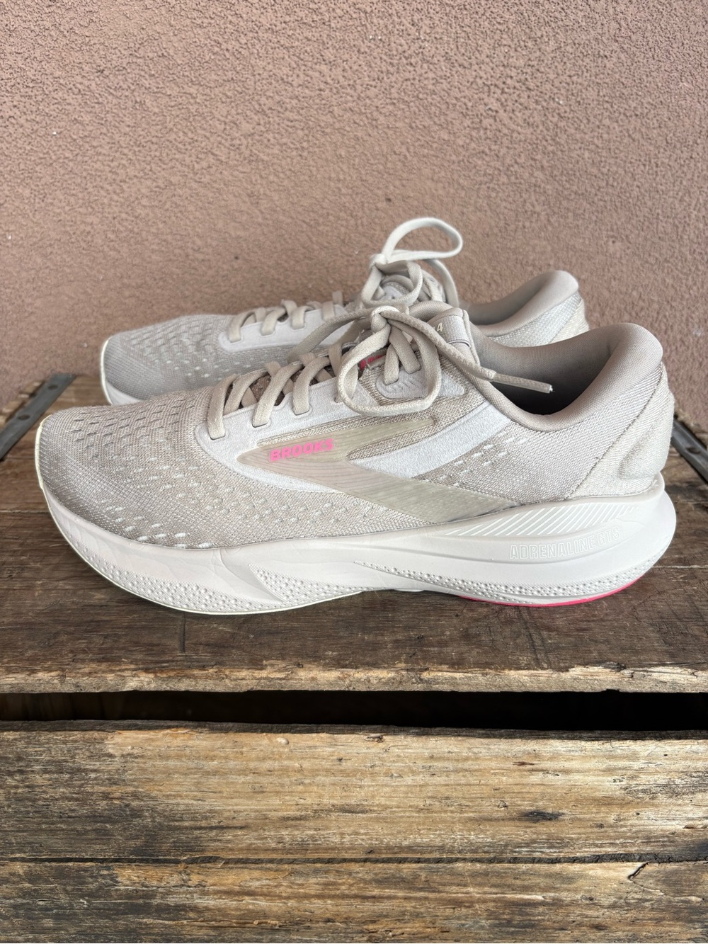 Brooks Women’s Adrenaline GTS 24 Running Shoe